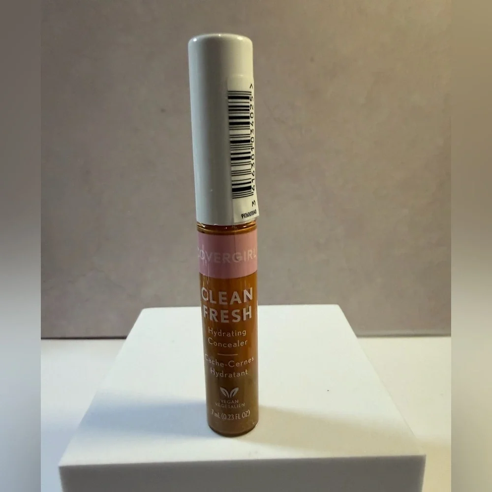 🩷5/$10 COVERGIRL Clean Fresh Hydrating Concealer - Warm Tan